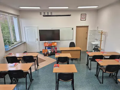 DOR-EDU Paweł Rzewnicki